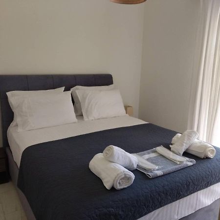 Epavlis Apartment Néa Péramos Exteriör bild