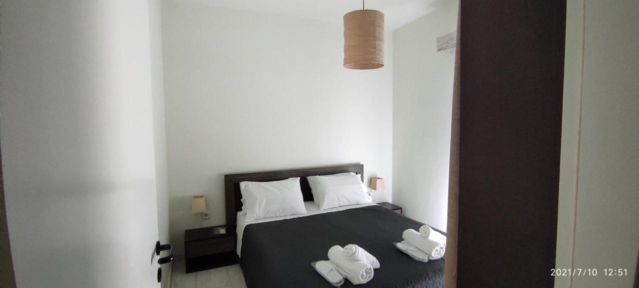Epavlis Apartment Néa Péramos Exteriör bild