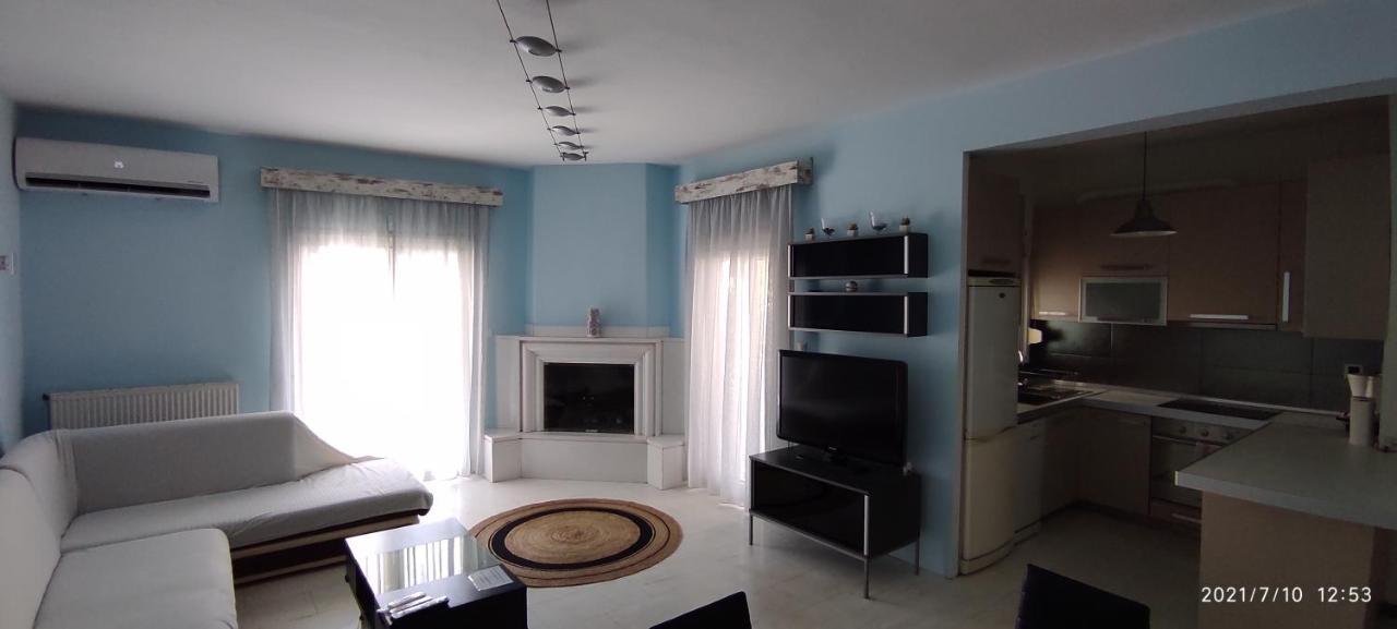 Epavlis Apartment Néa Péramos Exteriör bild