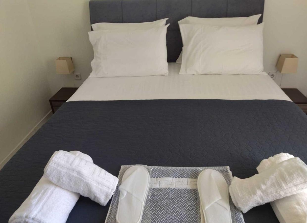 Epavlis Apartment Néa Péramos Exteriör bild