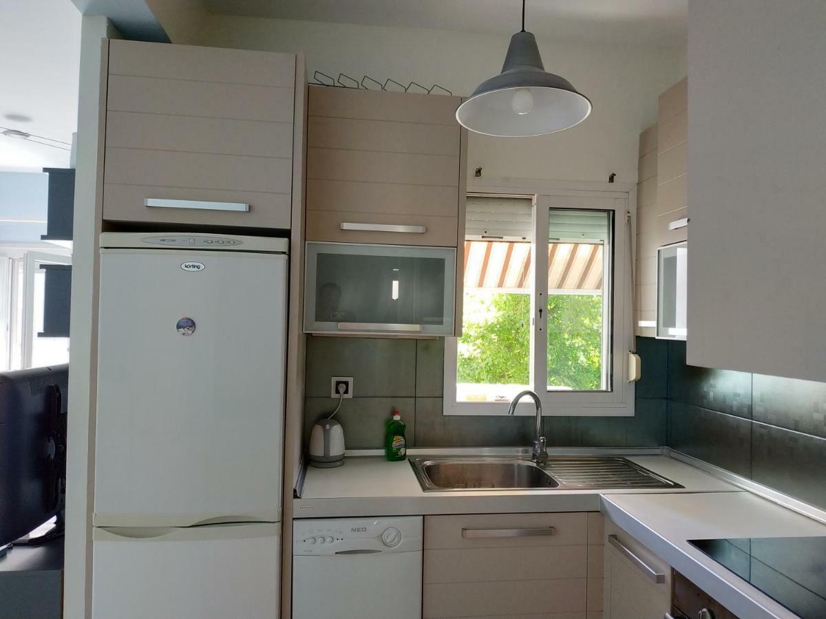 Epavlis Apartment Néa Péramos Exteriör bild
