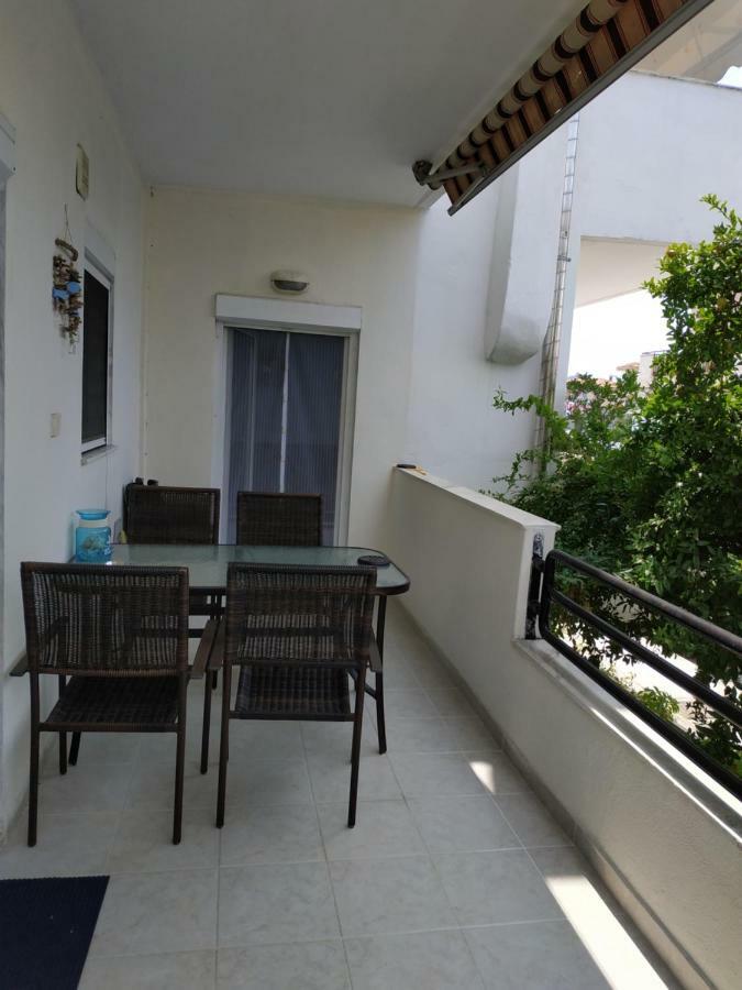 Epavlis Apartment Néa Péramos Exteriör bild